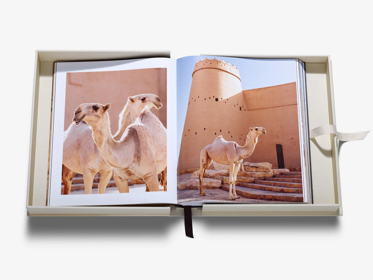 Libro Grace in the Desert: La belleza de los camellos de Arabia Saudí