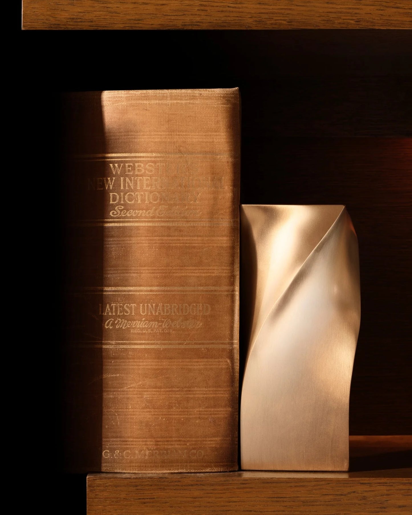 Serre-livres Twist Laiton