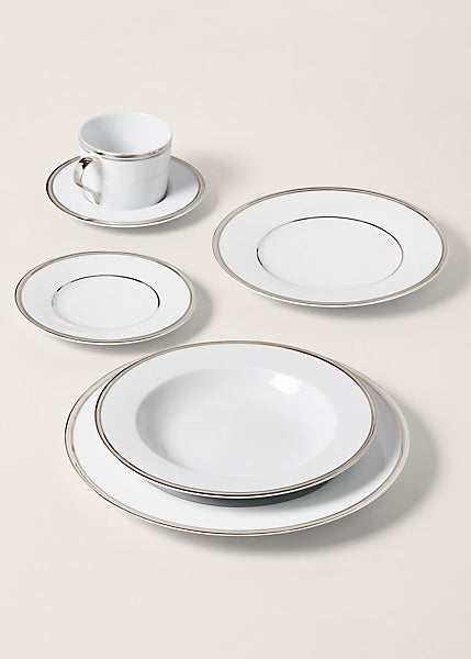 Großer Teller Wilshire Platine Versilbert