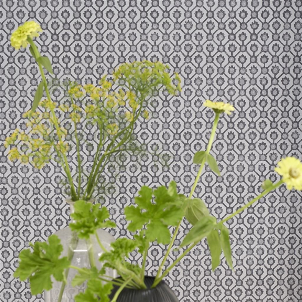 Jaal Platinum Wallpaper