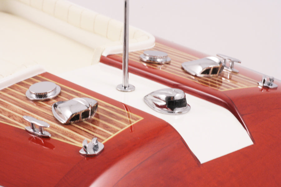 Maqueta Riva Aquarama 82cm - Marfil