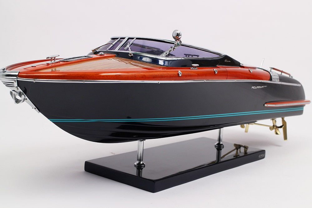 Modello Riva Aquariva Super 56 cm