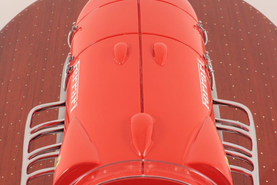 Modello ARNO XI 87cm - Motore Ferrari