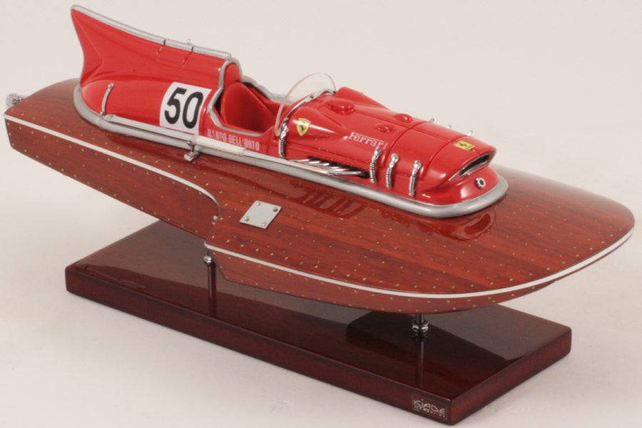 Modello ARNO XI 25cm - Motore Ferrari