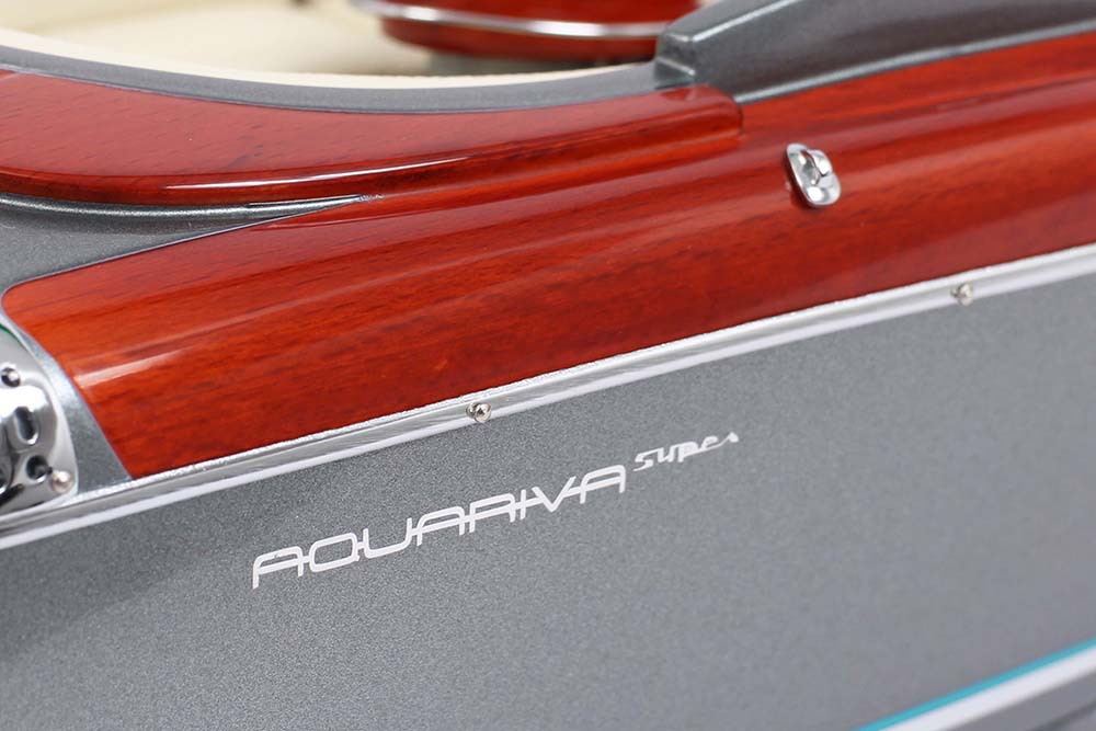 Modello Riva Aquariva Super 56cm - Grey Shark