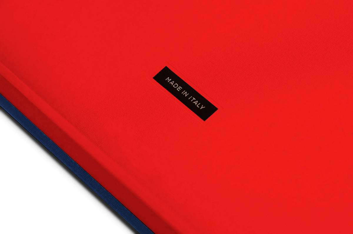 Buchen Sie Paris Saint-Germain: Impossible Collection