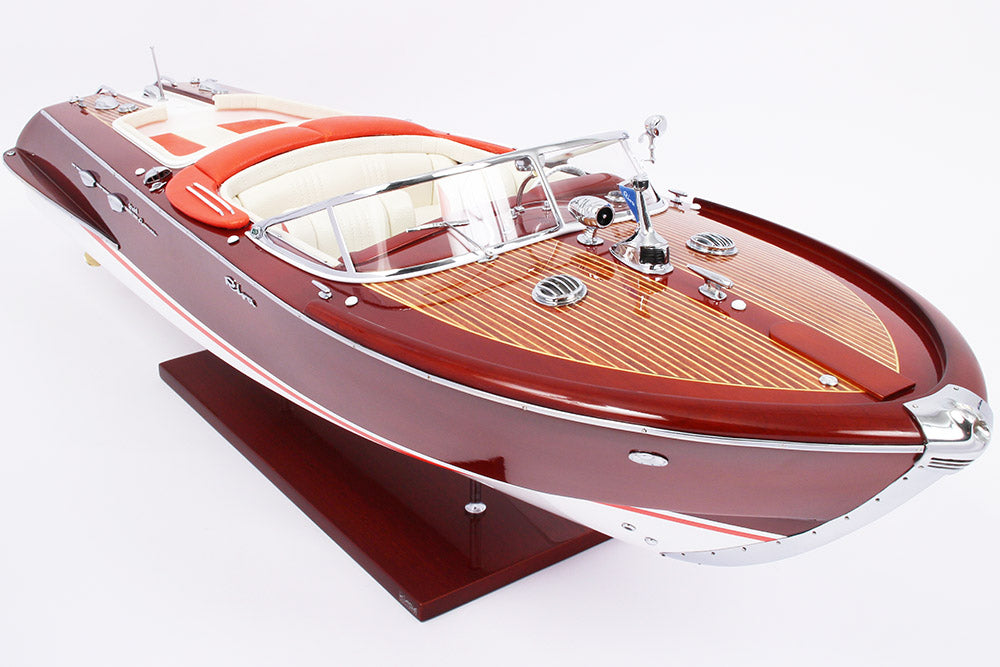 Modello Riva Aquarama Special 87cm - Corallo