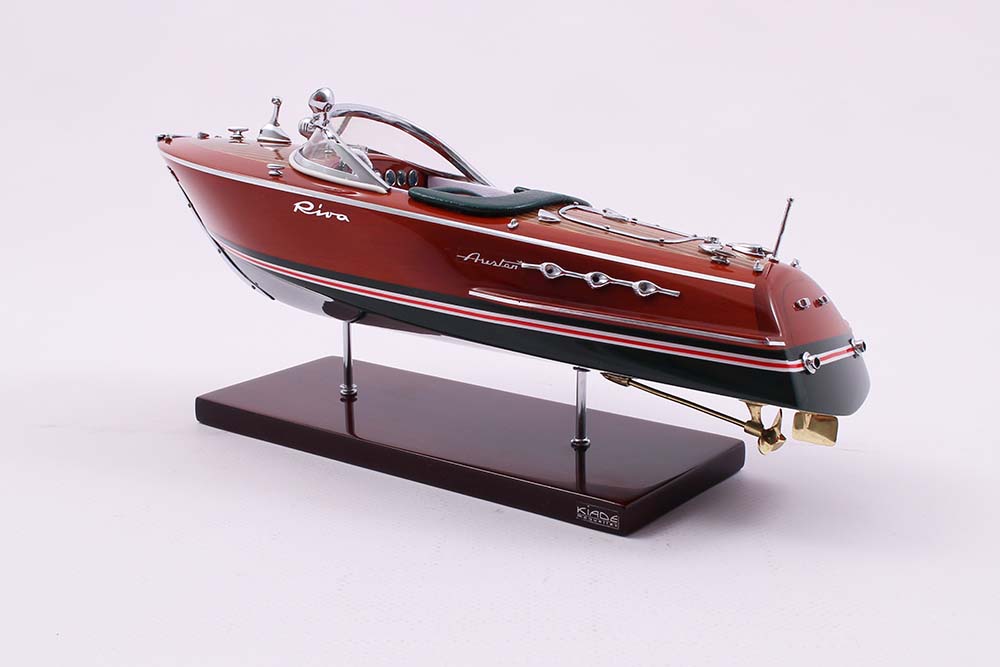 Riva Ariston 25厘米模型