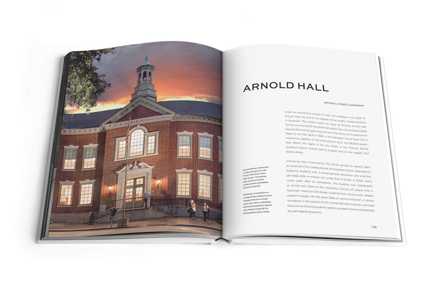 SCAD-Buch, Architektur einer Universität