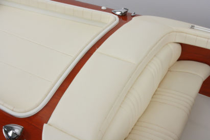Riva Aquarama Special 125 cm Modellbausatz – Elfenbein