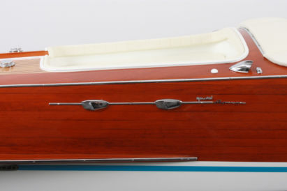 Riva Aquarama Special 125 cm Modellbausatz – Elfenbein