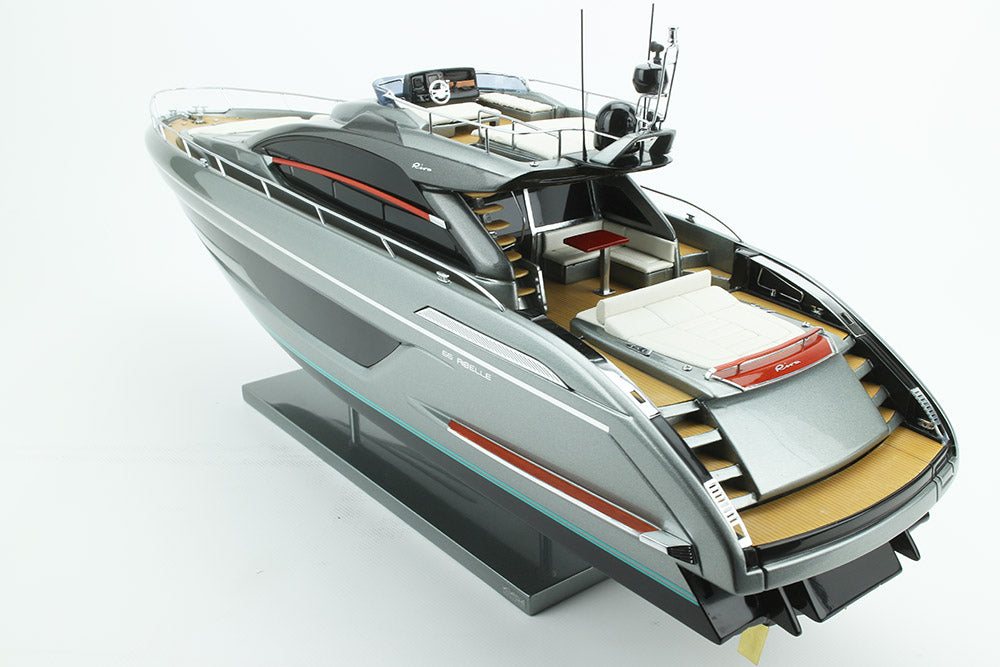 Maquette Riva Ribelle 68cm - Grey Shark