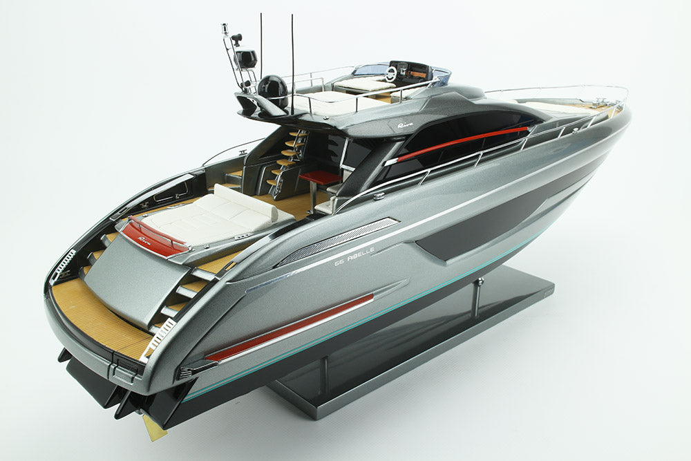 Modello Riva Ribelle 68cm - Grey Shark