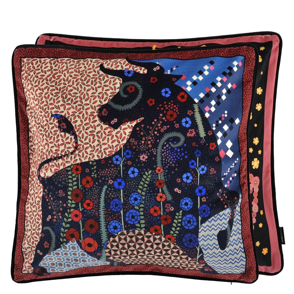 Manade D'été Oscuro Cushion