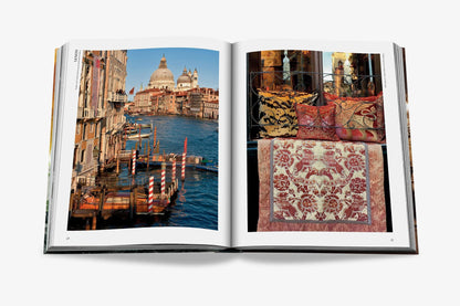 Italian Chic Book