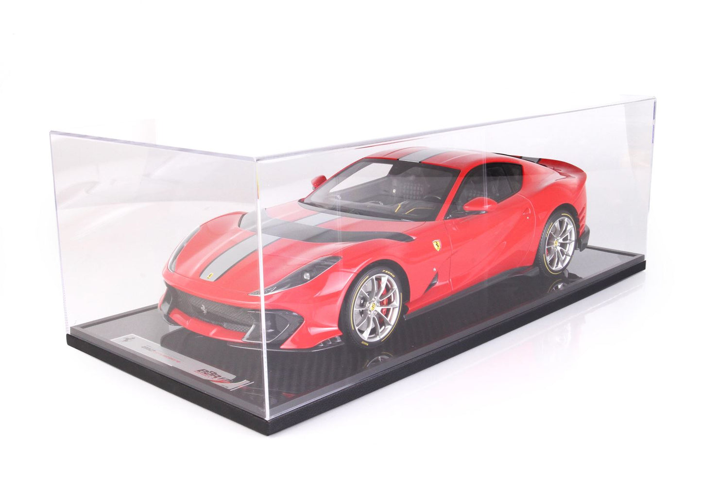 Ferrari 812 Competizione 1/12 scale model