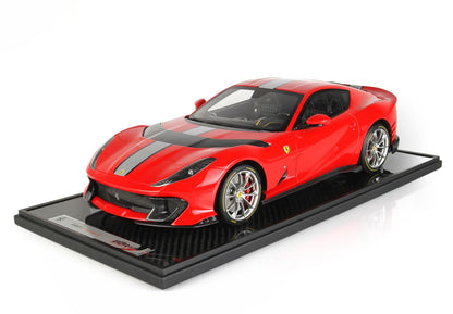 Ferrari 812 Competizione 1/12 scale model