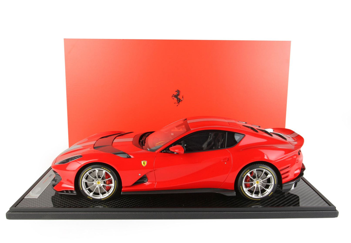 Ferrari 812 Competizione 1/12 scale model