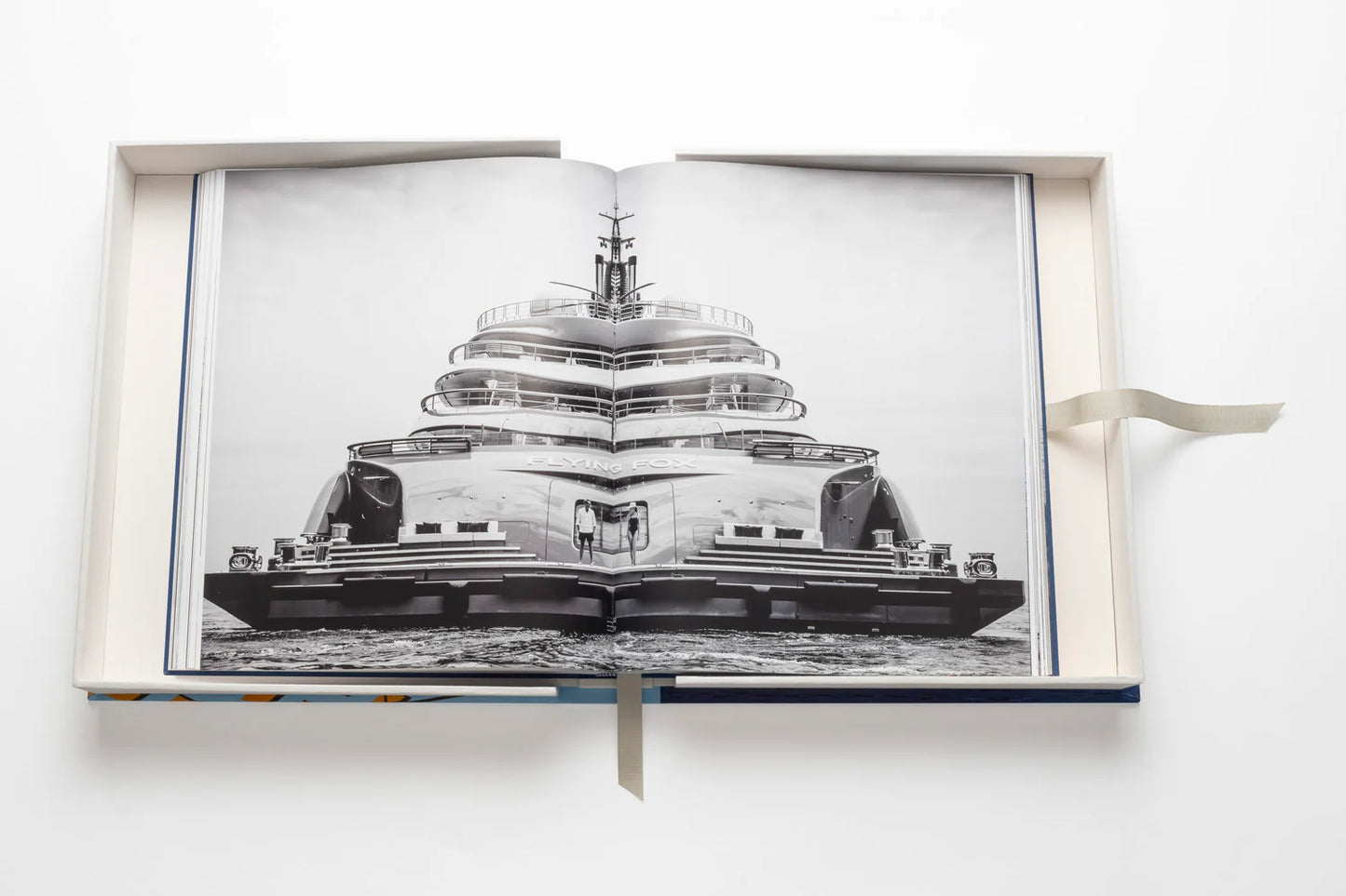Book Yachts: Impossible collection