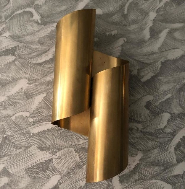 Iva Brass Wall Lamp