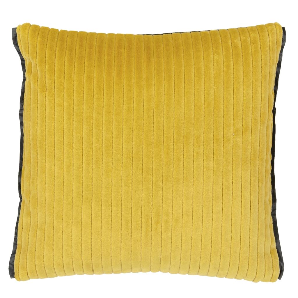 DG Cassia Cord Alchemilla Velvet Cushion