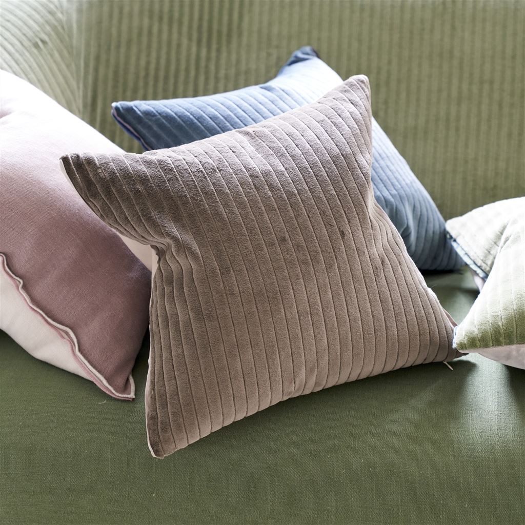 DG Cassia Cord Moleskin Velvet Cushion