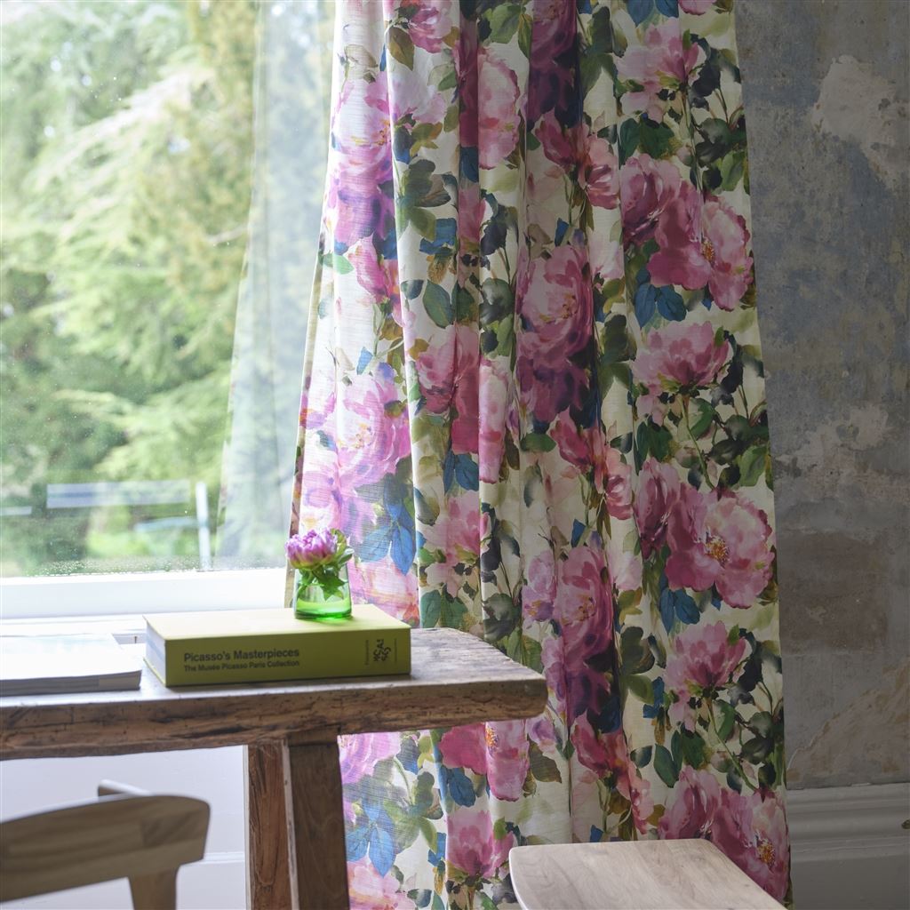 Fabric Thelmas Garden Fuchsia