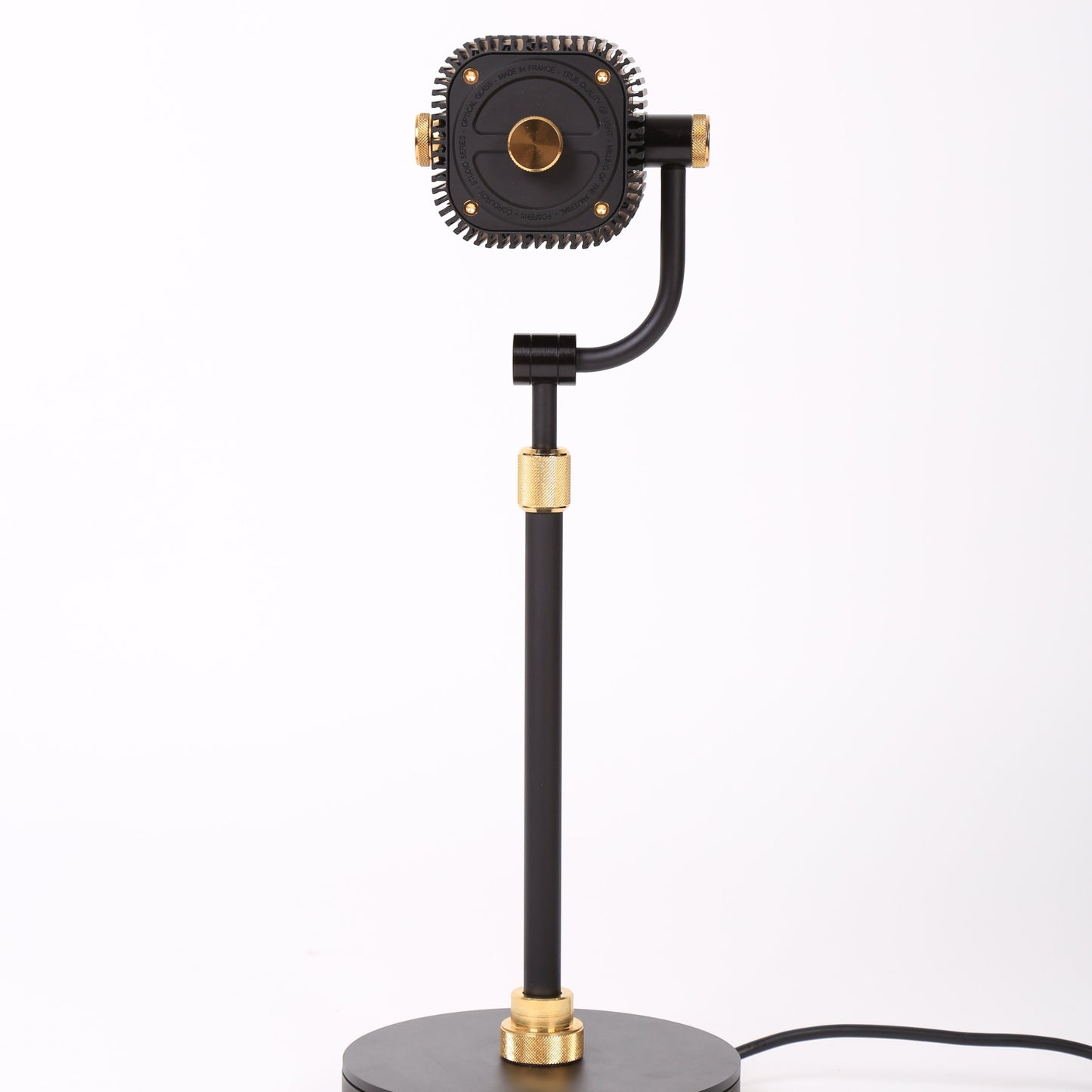 Cord-OAS-Schreibtischlampe in Schwarz und 24-Karat-Gold