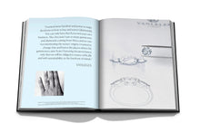 Charger l&#39;image dans la galerie, Livre Diamonds: Diamond Stories
