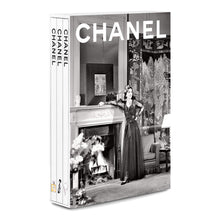 Charger l&#39;image dans la galerie, Livre Chanel 3-Book Slipcase (New Edition)
