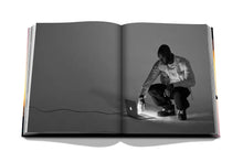 Charger l&#39;image dans la galerie, Livre Louis Vuitton Virgil Abloh: Impossible Collection
